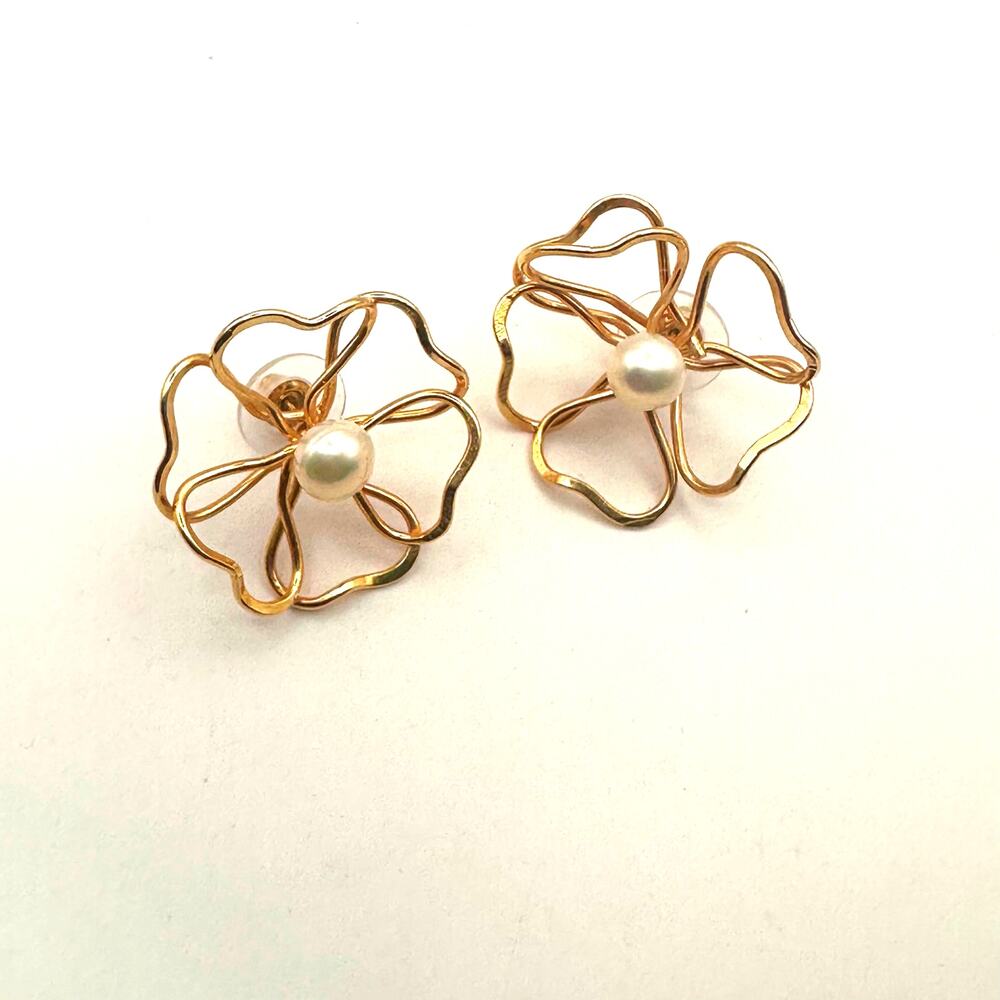 Oversized Sculptural Faux Pearl Center Flower Earring Jewelry Cutout Modern